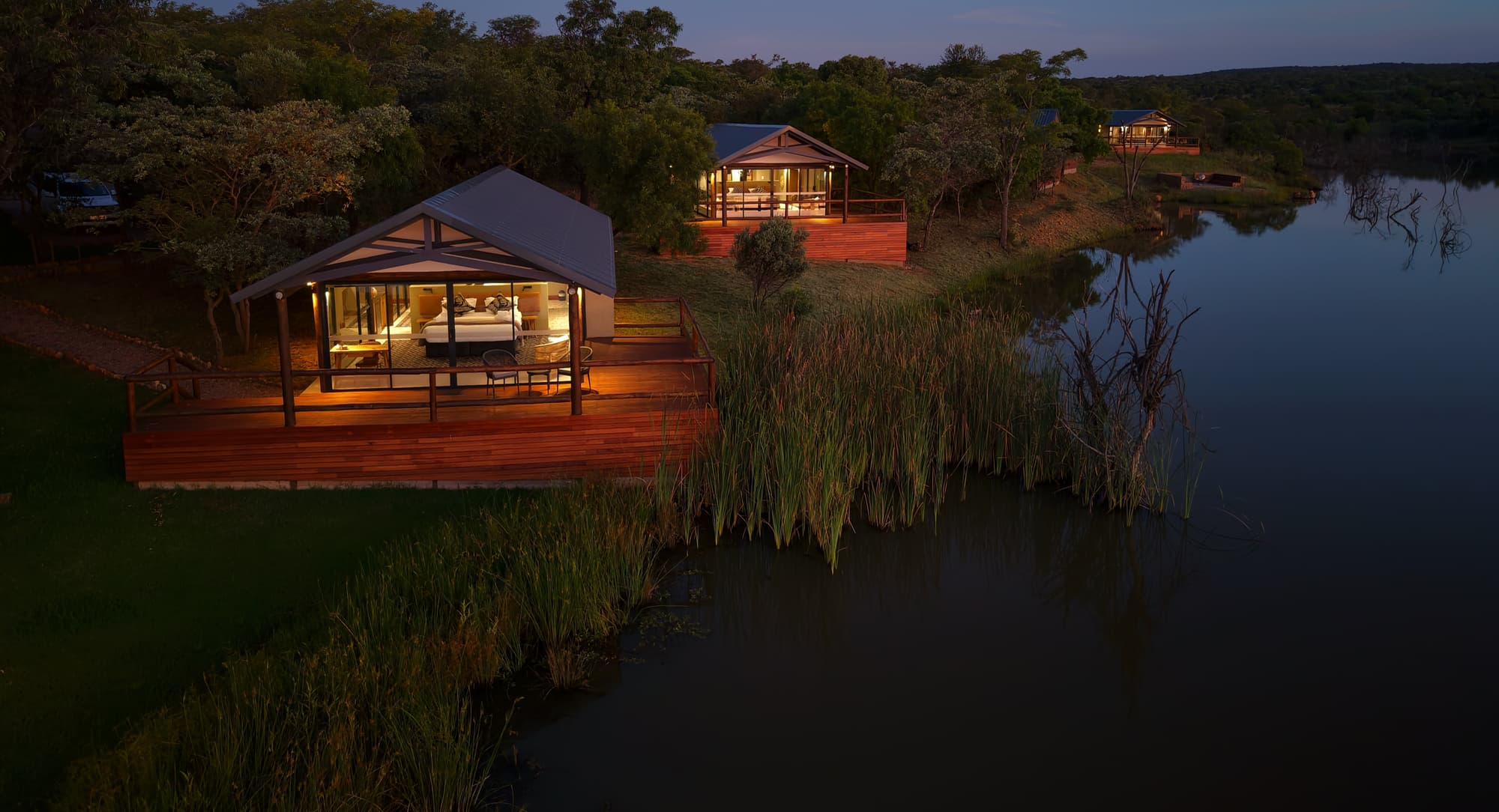 Dam aerial view from south